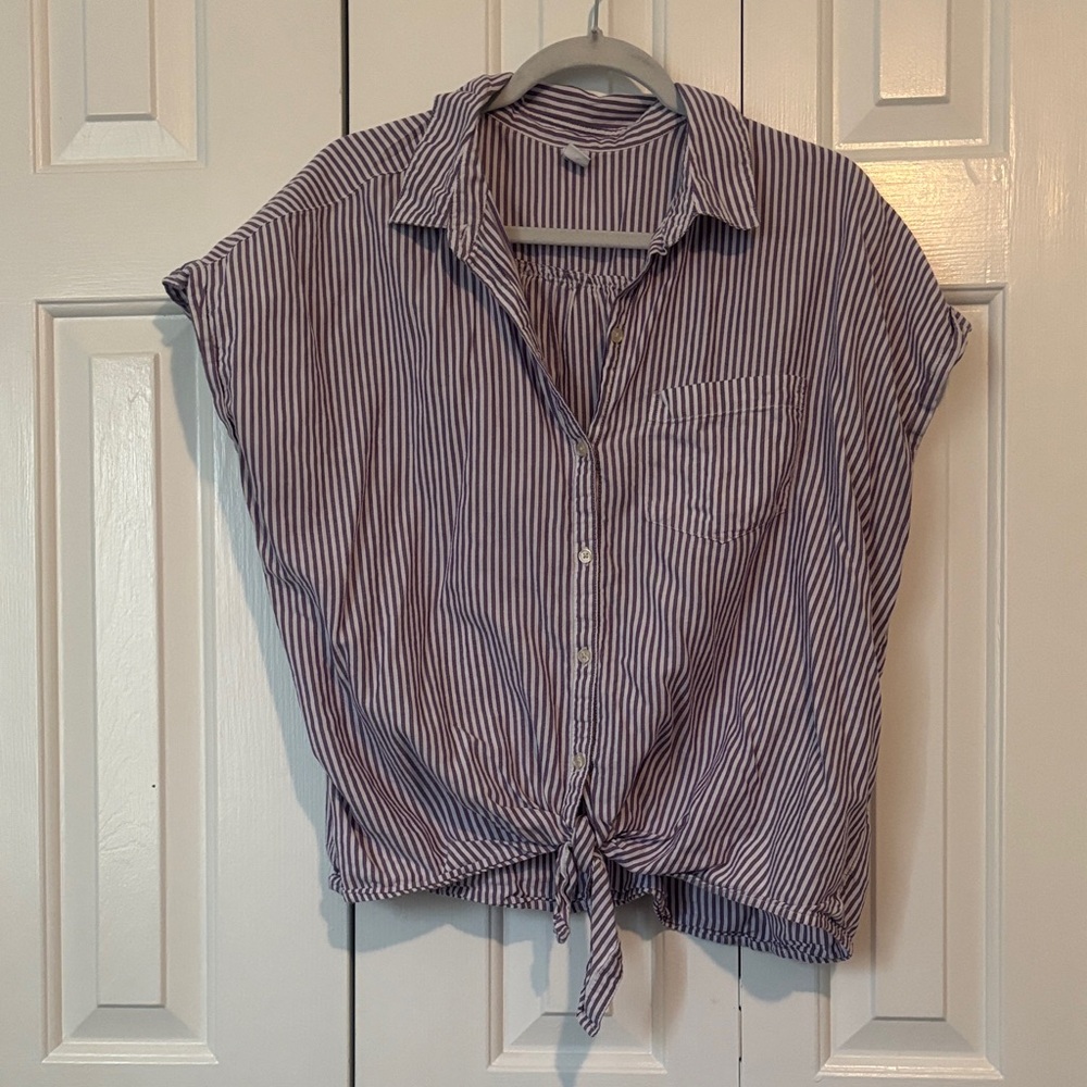 Old Navy Purple and White Striped Tie-Front Button Down Shirt